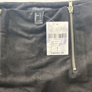 Forever 21 Black Skirt with Gold Zipper